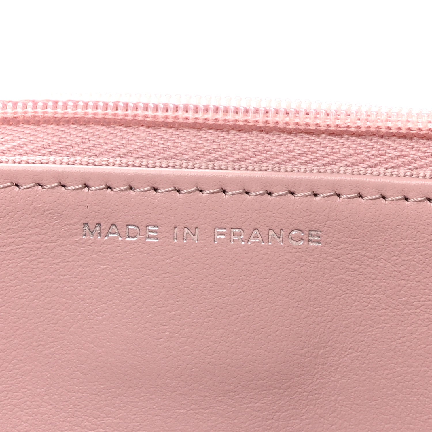 Caviar Quilted Wallet on Chain WOC Light Pink