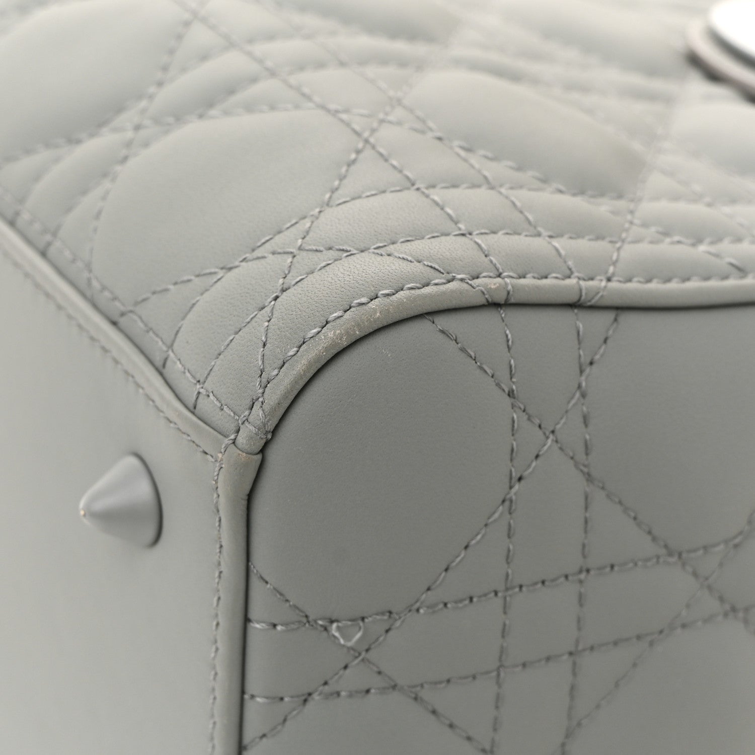 Ultra Matte Calfskin Cannage Medium Lady D1OR Grey Stone