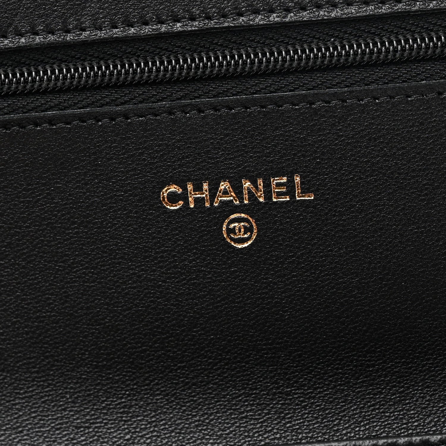 Lambskin Quilted Wallet On Chain WOC Black