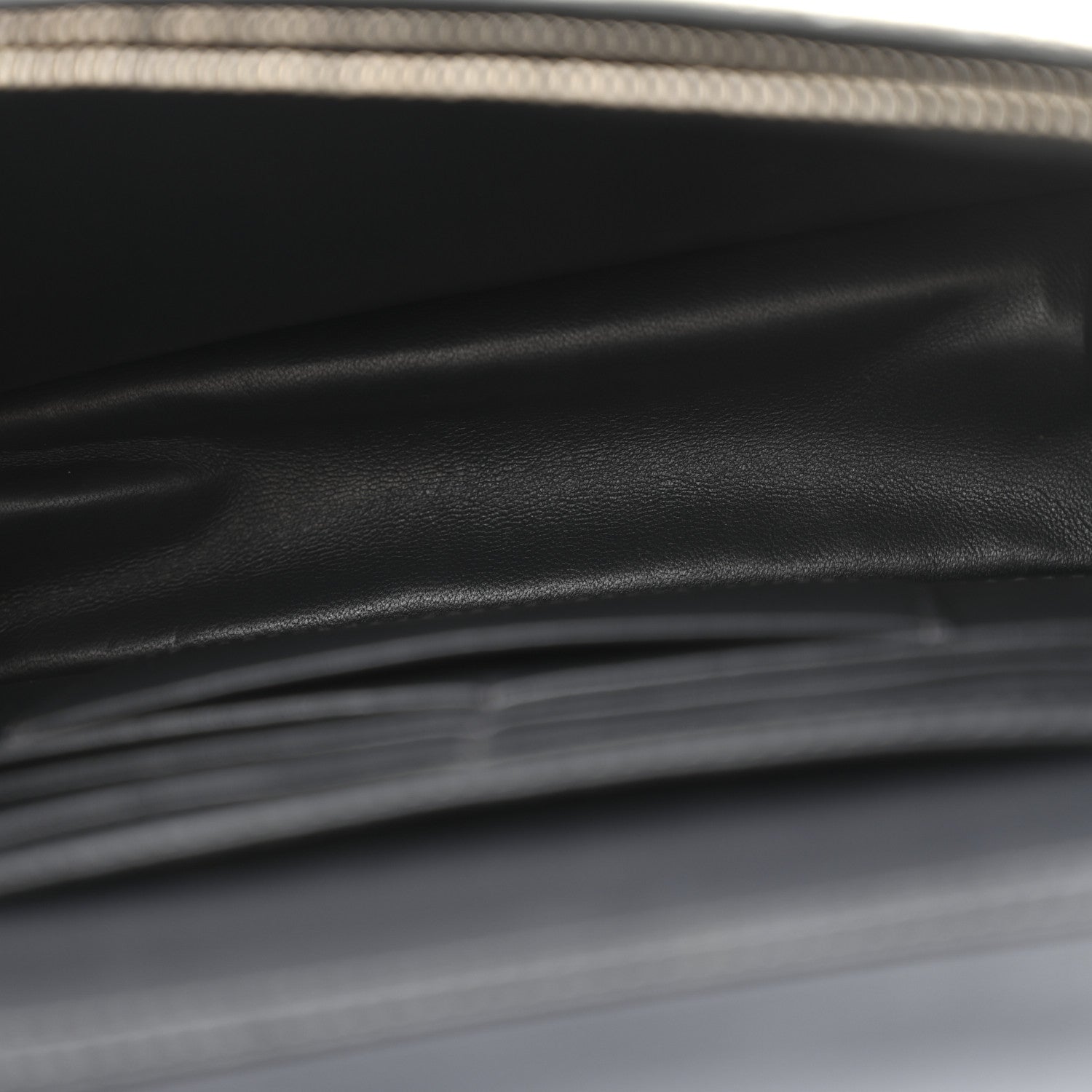 Metallic Lizard Miss D1OR Promenade Pouch Gunmetal