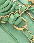 Caviar Quilted Medium CC Filigree Vanity Case Green