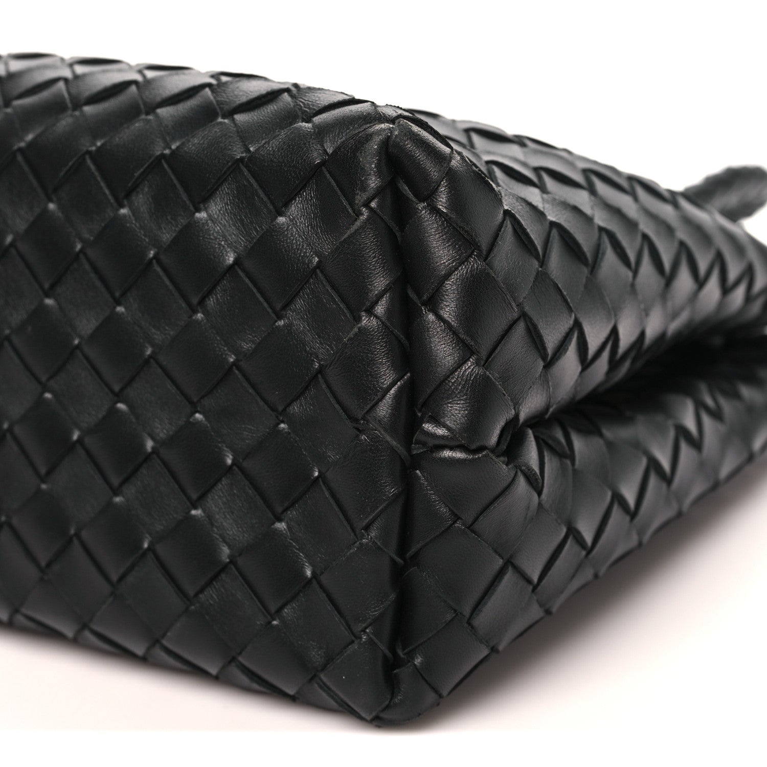 Nappa Intrecciato Medium Andiamo Shoulder Bag Black