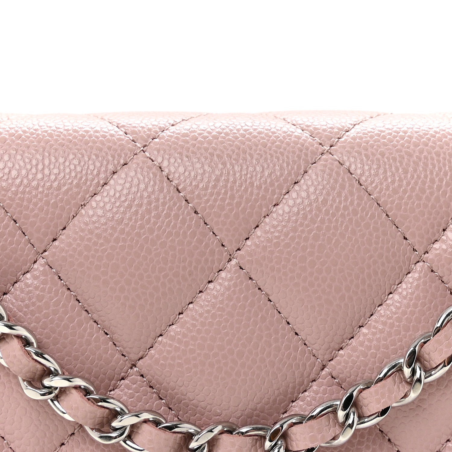 Caviar Quilted Wallet on Chain WOC Light Pink