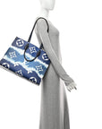 Monogram Escale Onthego GM Blue