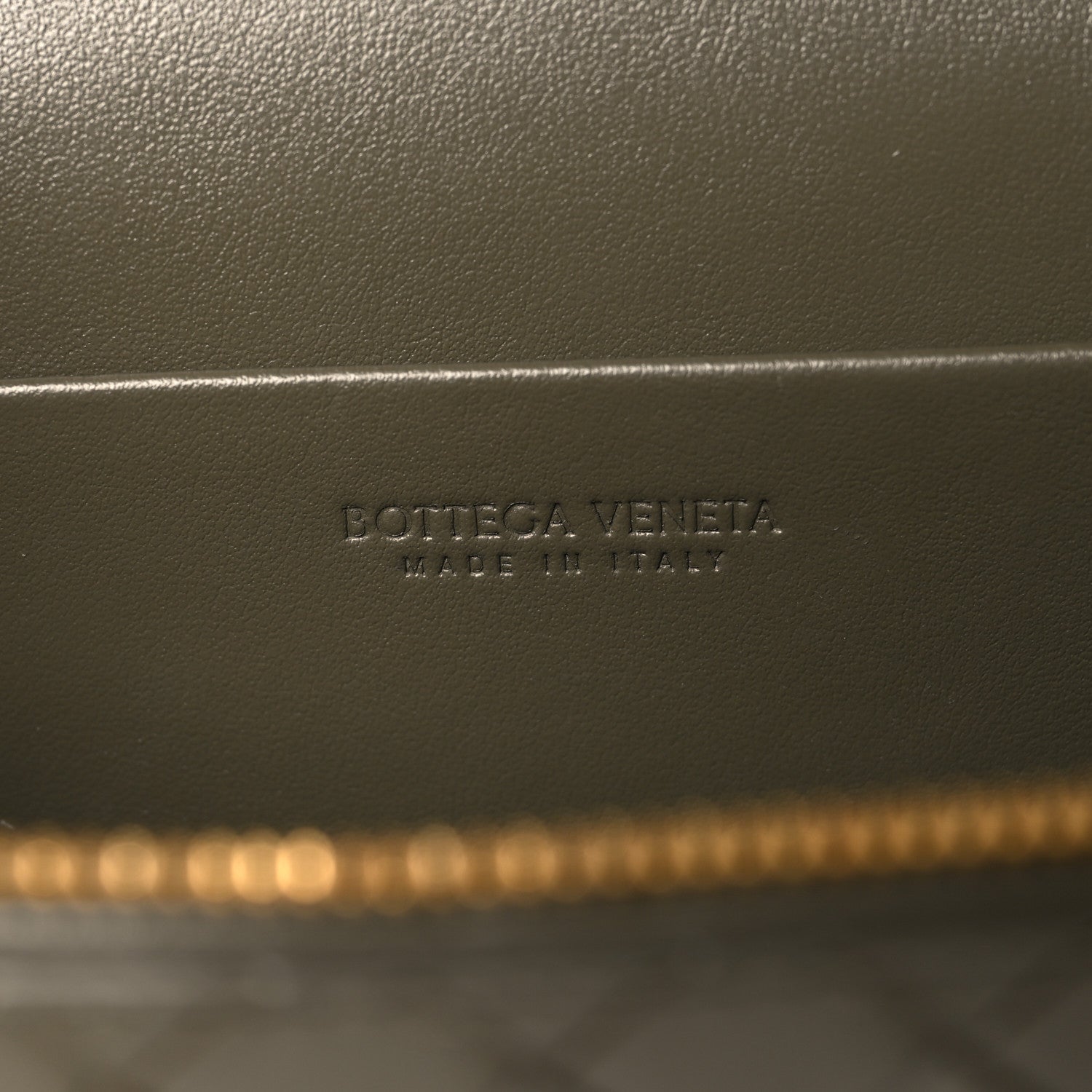 Calfskin Intrecciato Bang Bang Vanity Case Pinecone