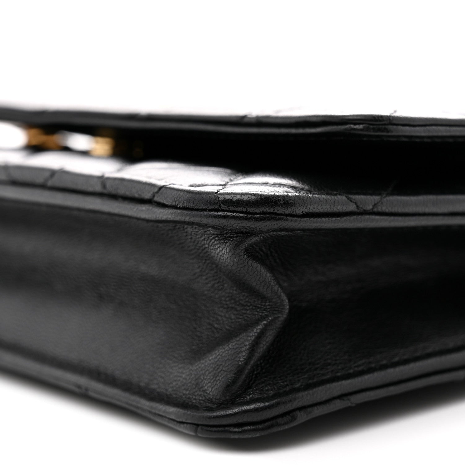 Lambskin Quilted Wallet On Chain WOC Black