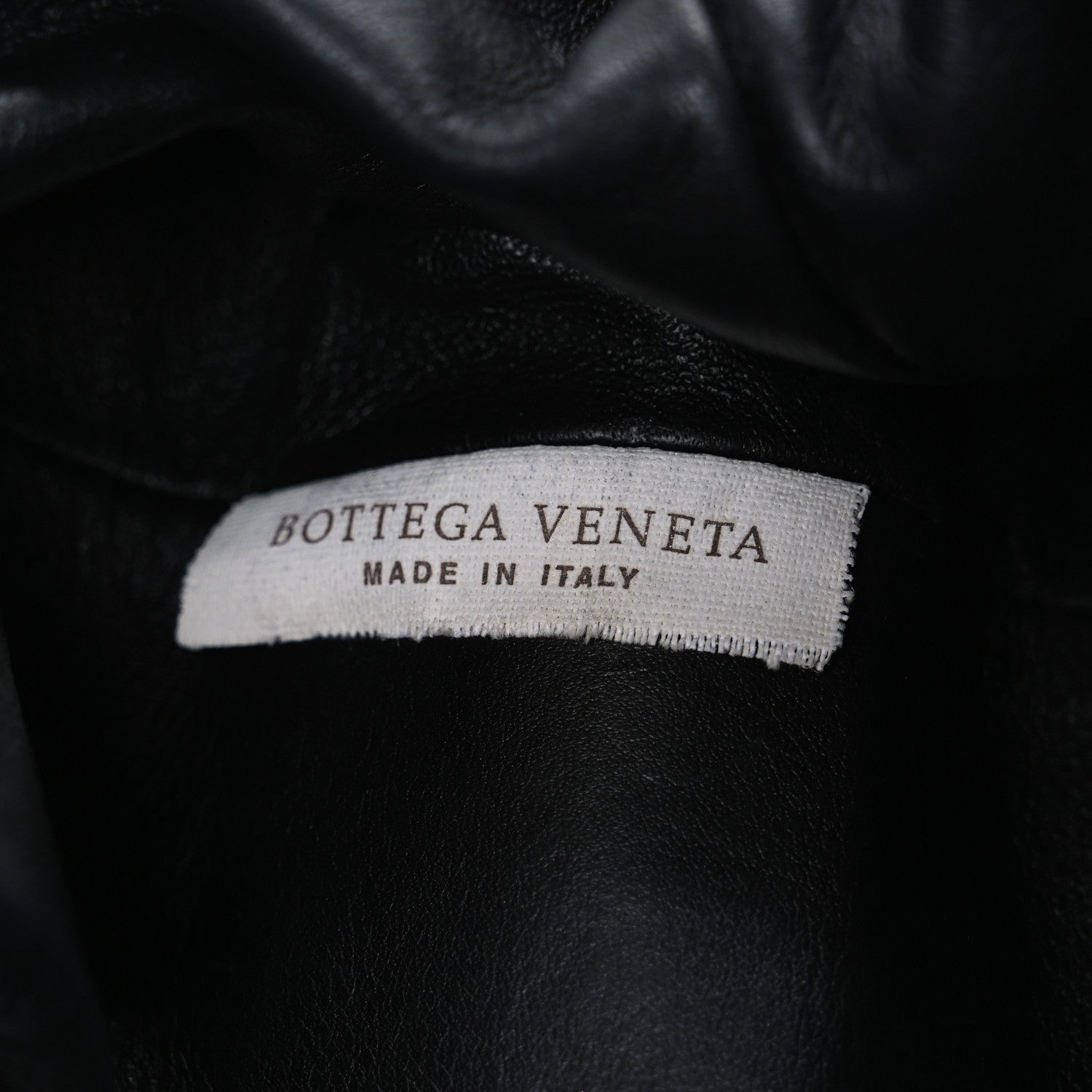 Butter Calfskin The Mini Pouch Black