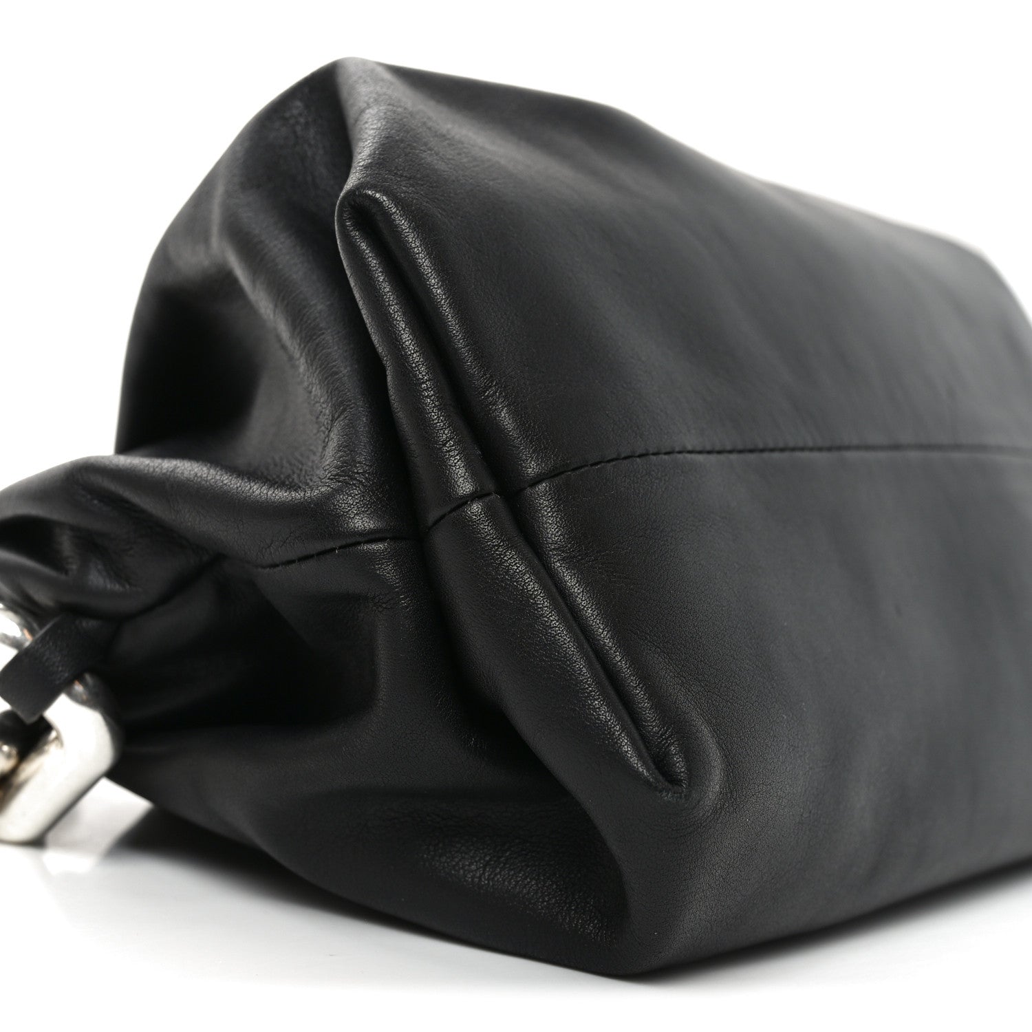 Calfskin The Pouch Chain Black