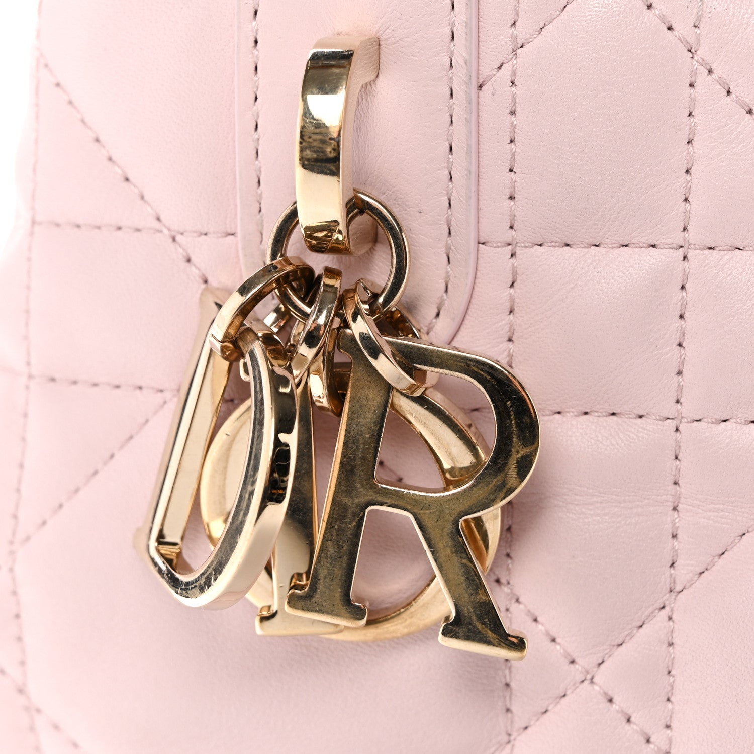 Calfskin Macrocannage Medium Toujours Powder Pink