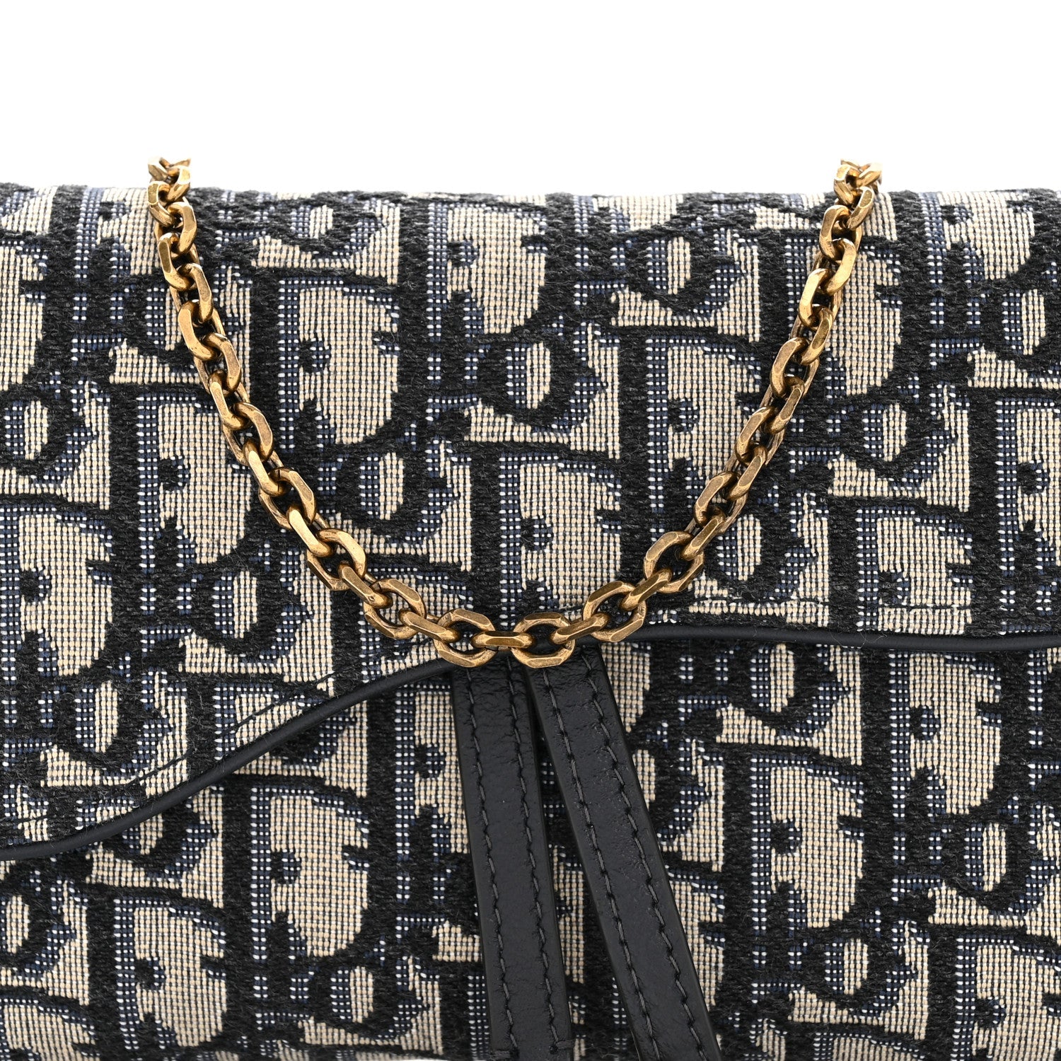 Oblique Saddle Chain Long Wallet Blue