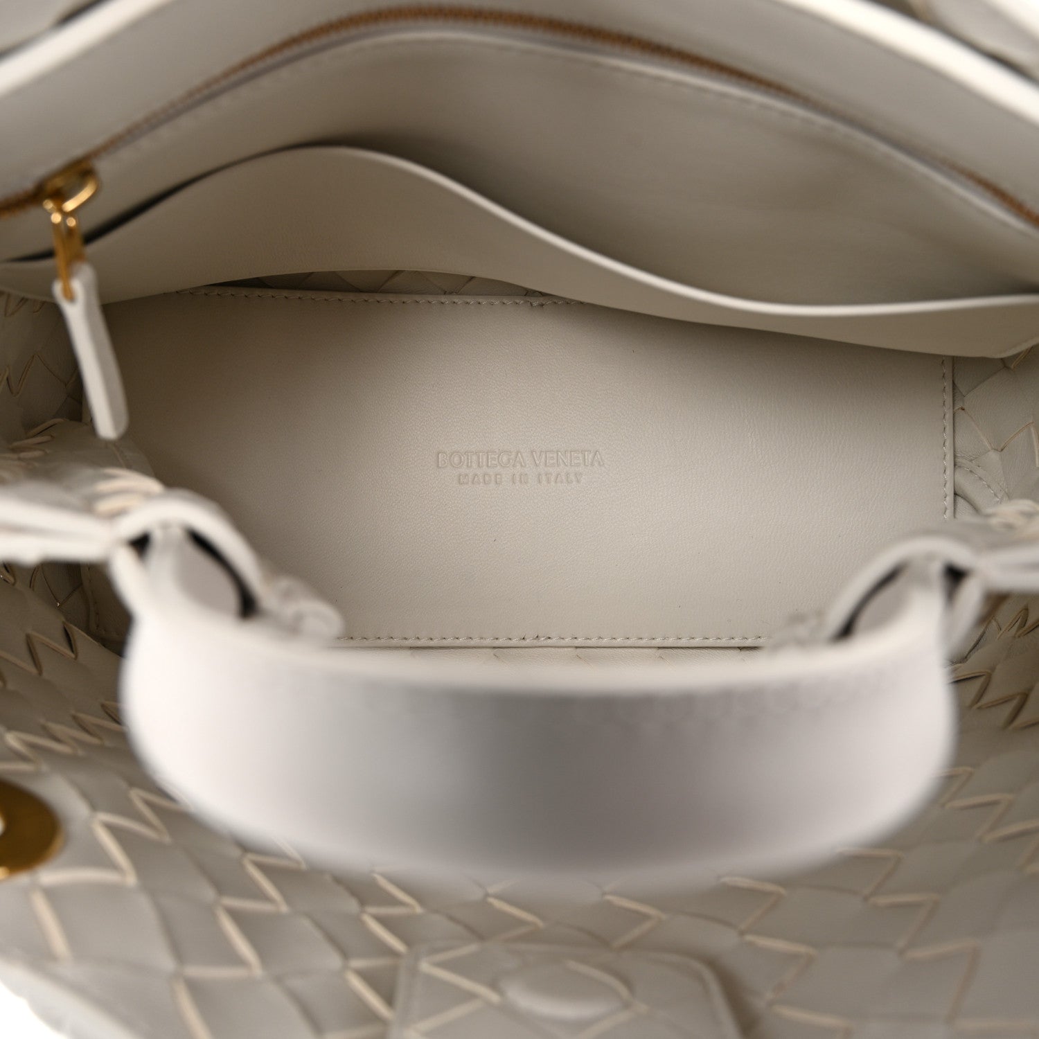 Nappa Intrecciato Small Andiamo Shoulder Bag White