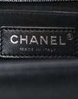 Caviar Quilted Medium Boy Flap Black