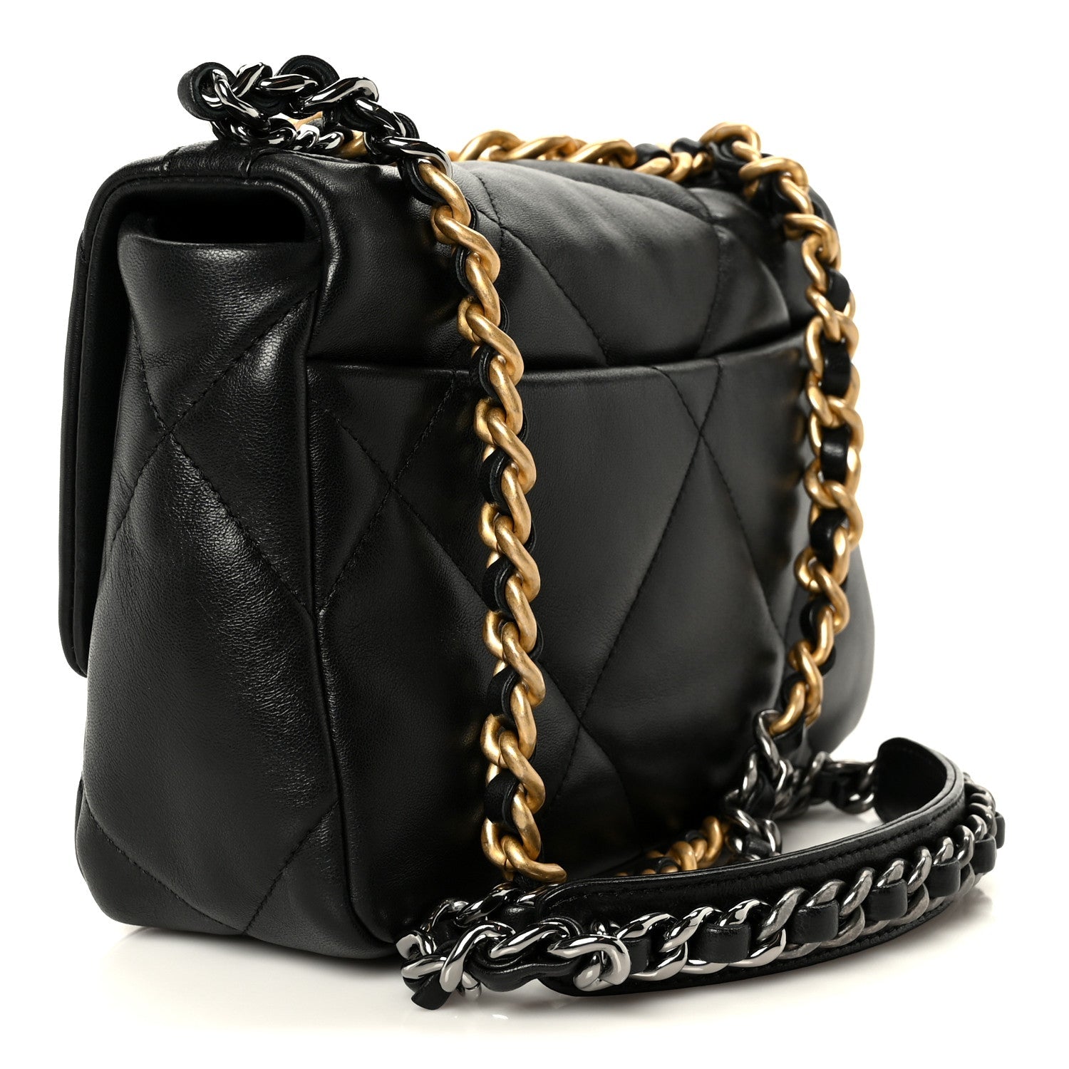 Lambskin Quilted Medium CHNL 19 Flap Black