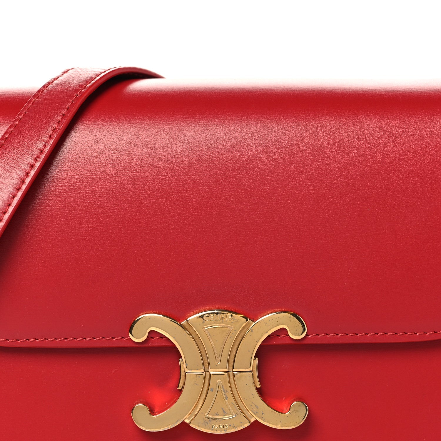 Shiny Calfskin Teen Triomphe Red