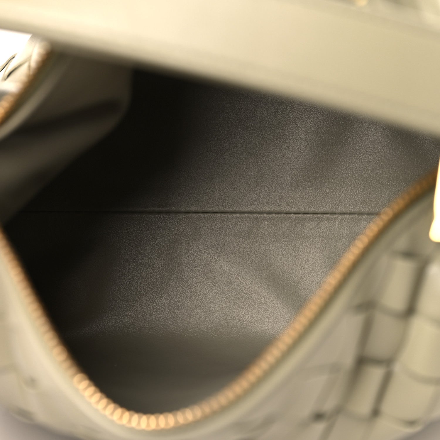 Calfskin Nappa Intrecciato Mini Wallace Travertine