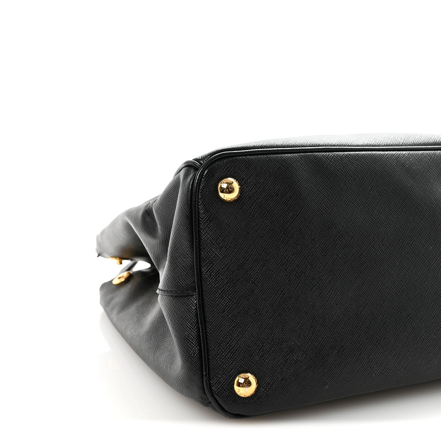 Saffiano Medium Galleria Double Zip Tote Black
