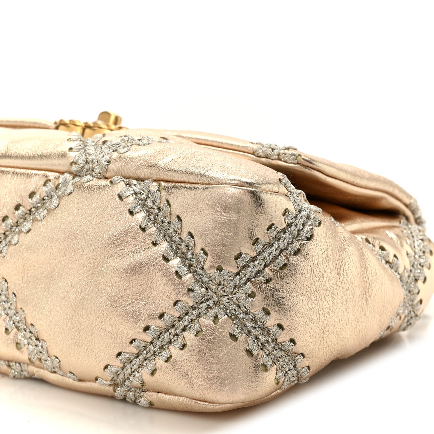 Metallic Calfskin Crochet Medium CHNL 19 Flap Gold
