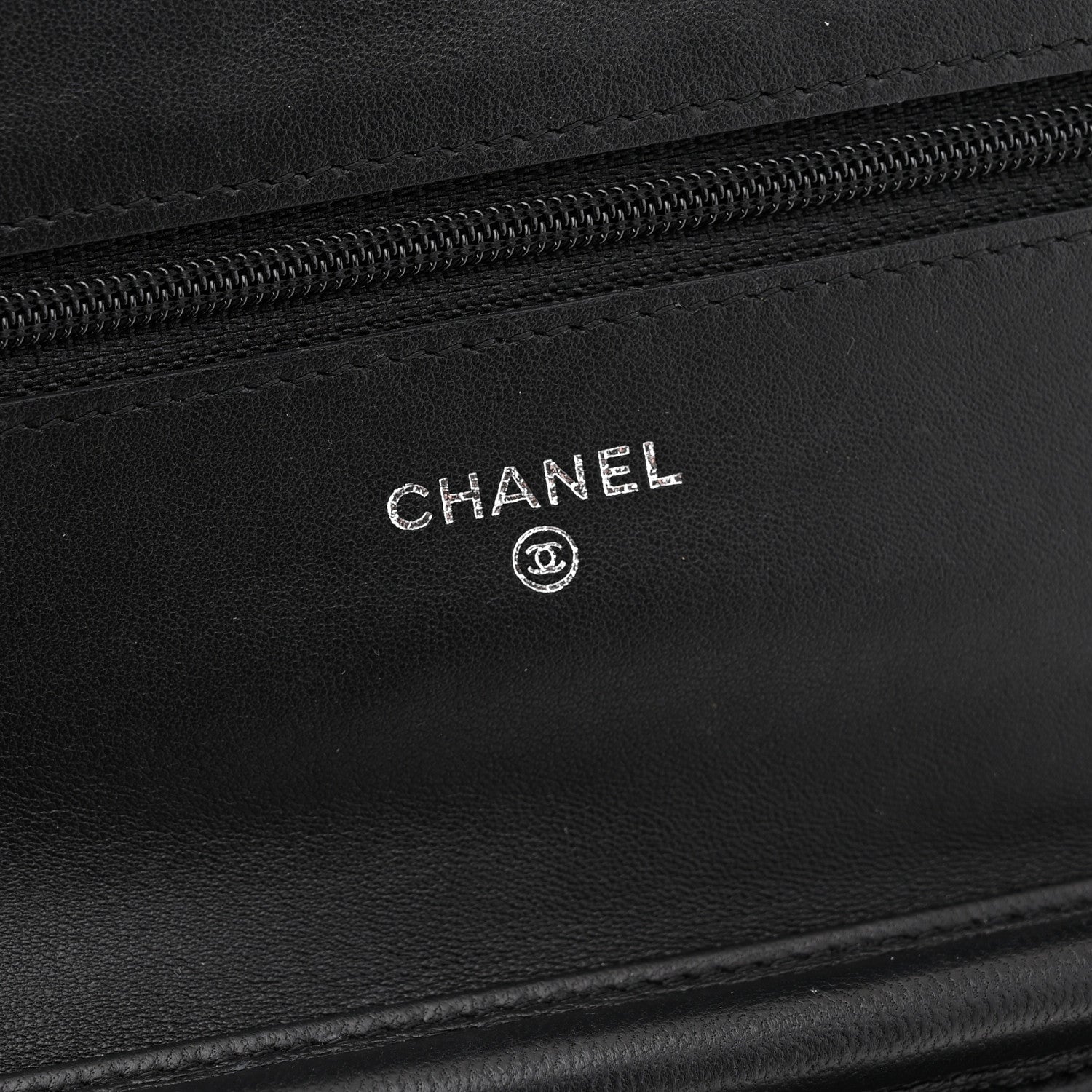 Lambskin Camellia Embossed Wallet On Chain WOC Black