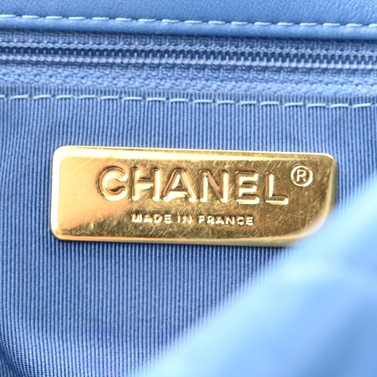 Lambskin Quilted Medium CHNL 19 Flap Blue