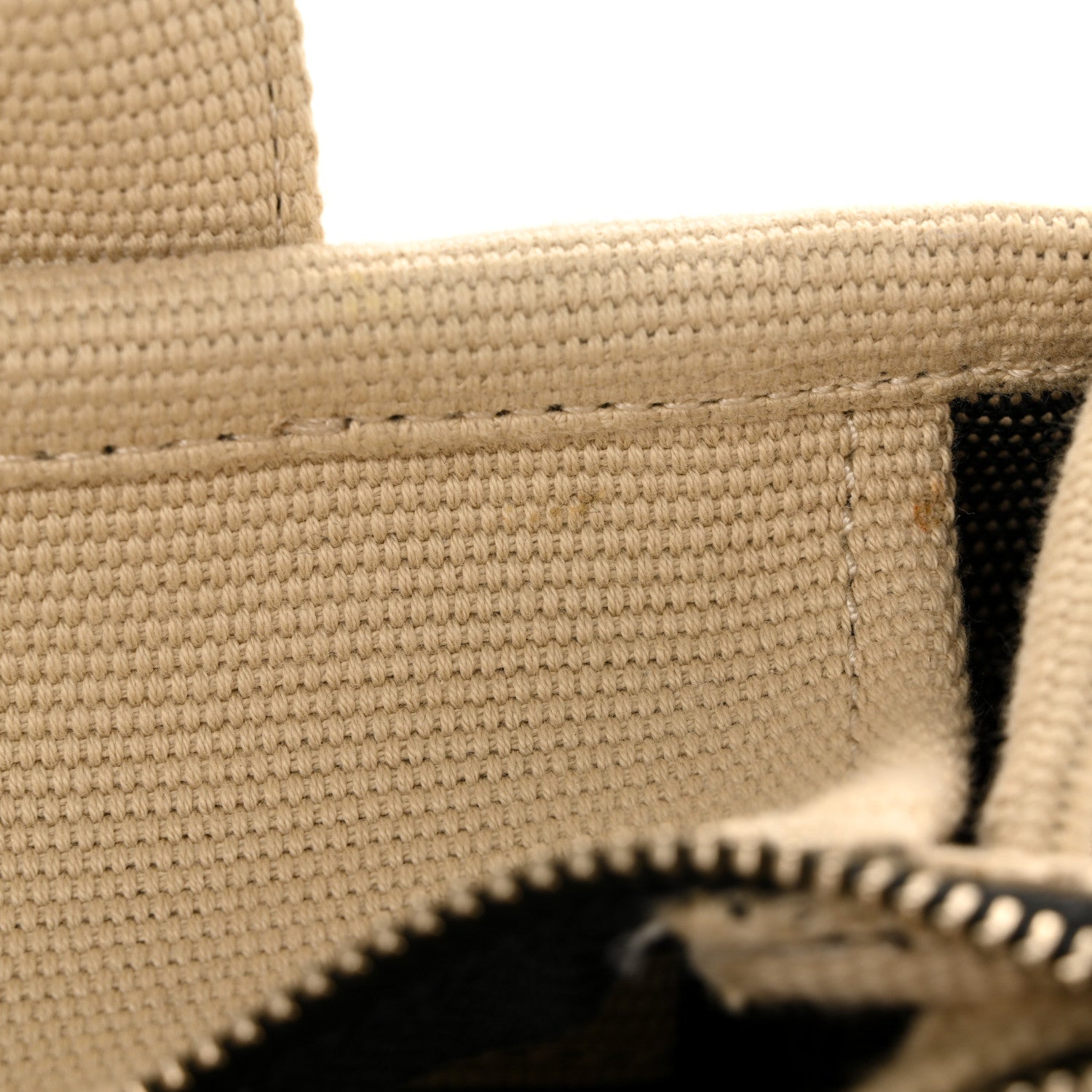 Jacquard Medium The Traveler Tote Bag Warm Sand