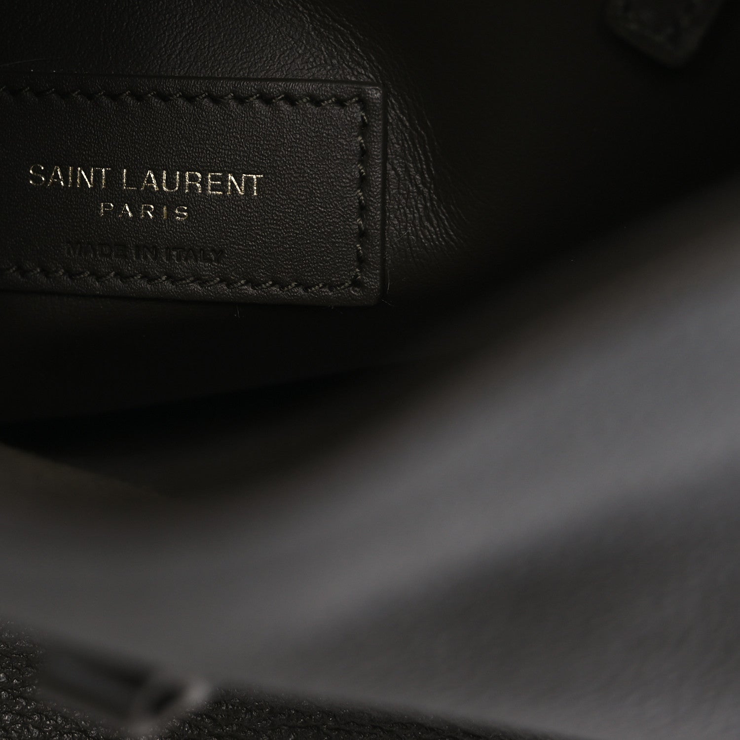 Smooth Calfskin Small Le 5 A 7 Soft Hobo Light Musk