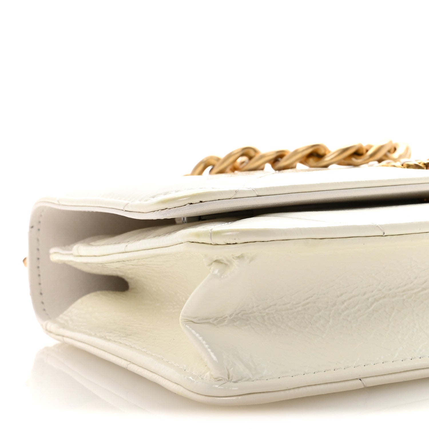 Shiny Crumpled Calfskin Quilted CHNL 19 Wallet On Chain WOC White