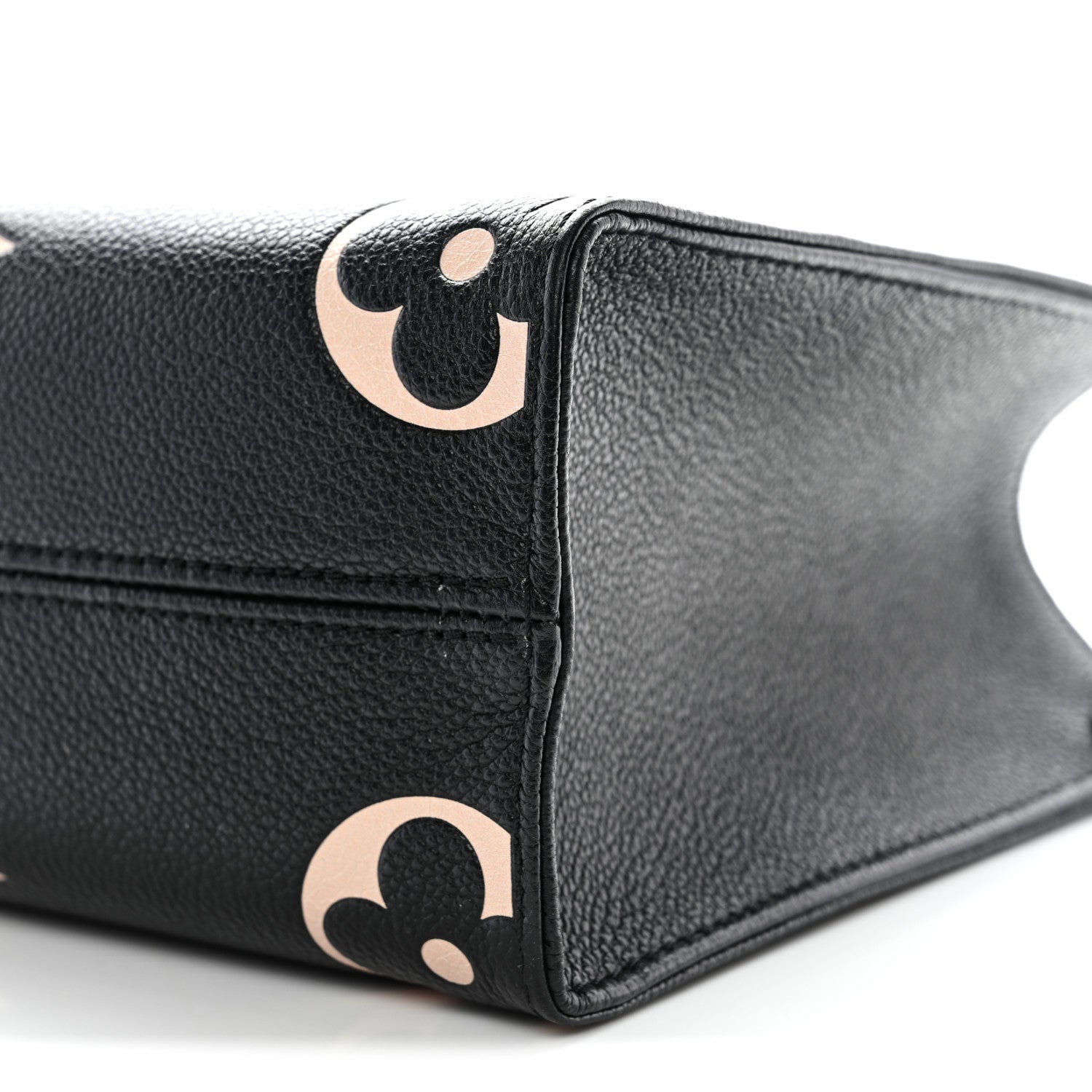 Empreinte Monogram Giant Onthego PM Black Beige
