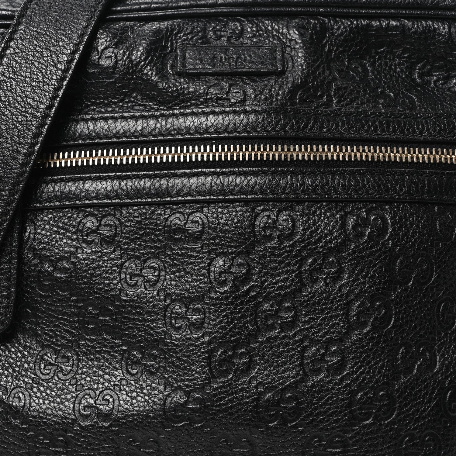 GCCIssima Flat Messenger Bag Black