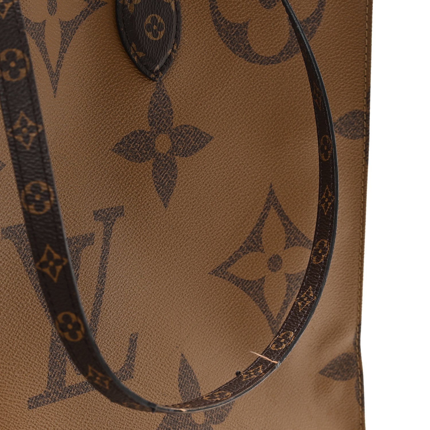 Reverse Monogram Giant Onthego GM