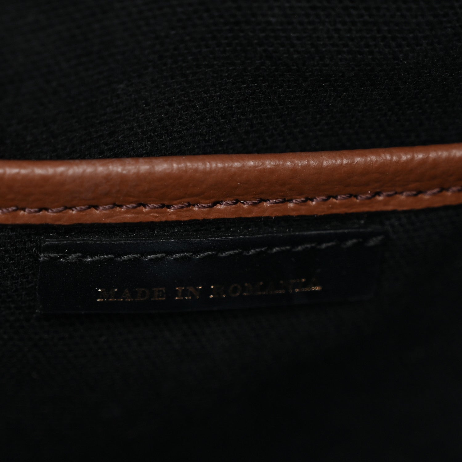 Grainy Calfskin House Check Medium Banner Tote Tan