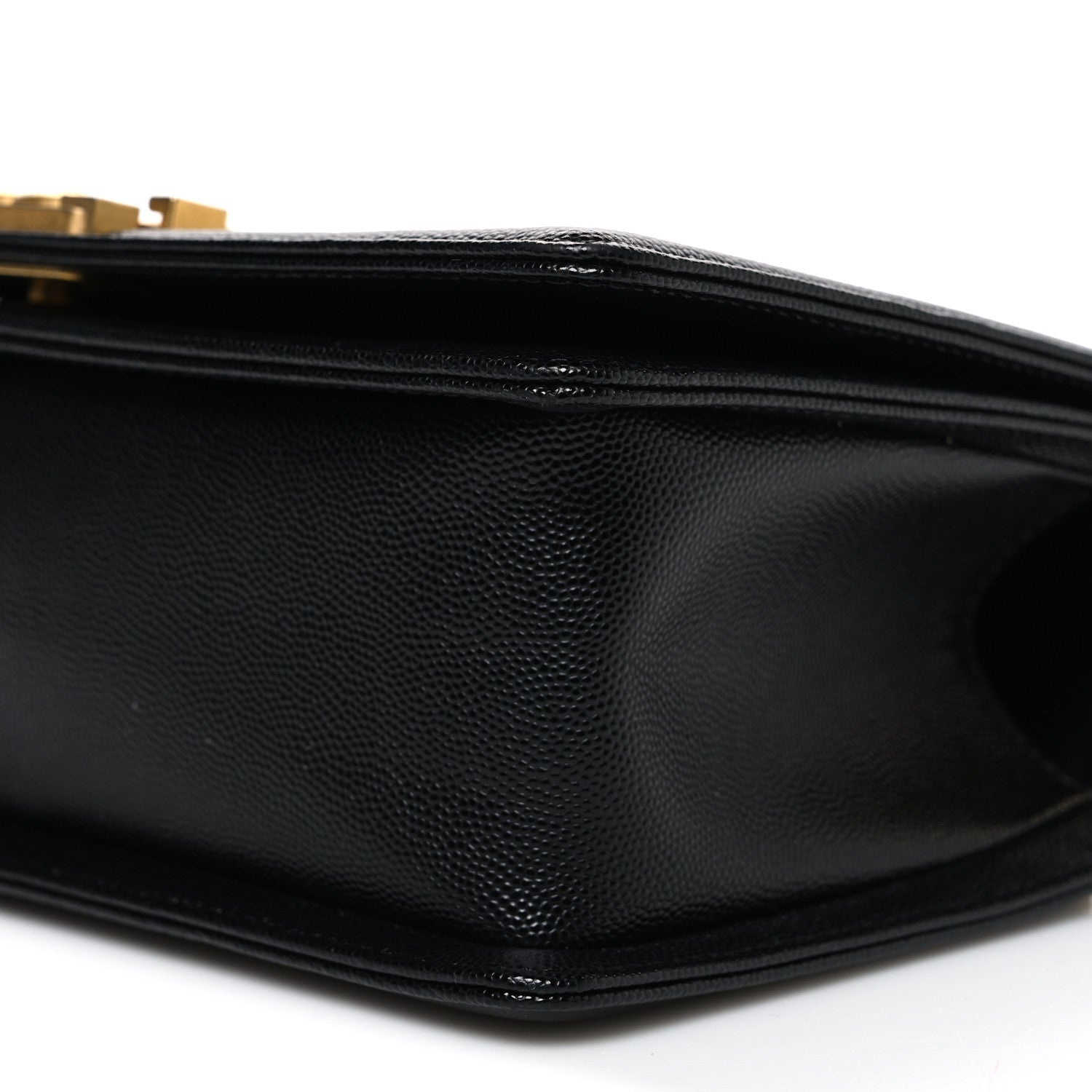 Caviar Quilted Medium Boy Flap Black