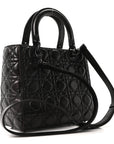 Crinkled Calfskin Cannage Medium Lady D1OR Black