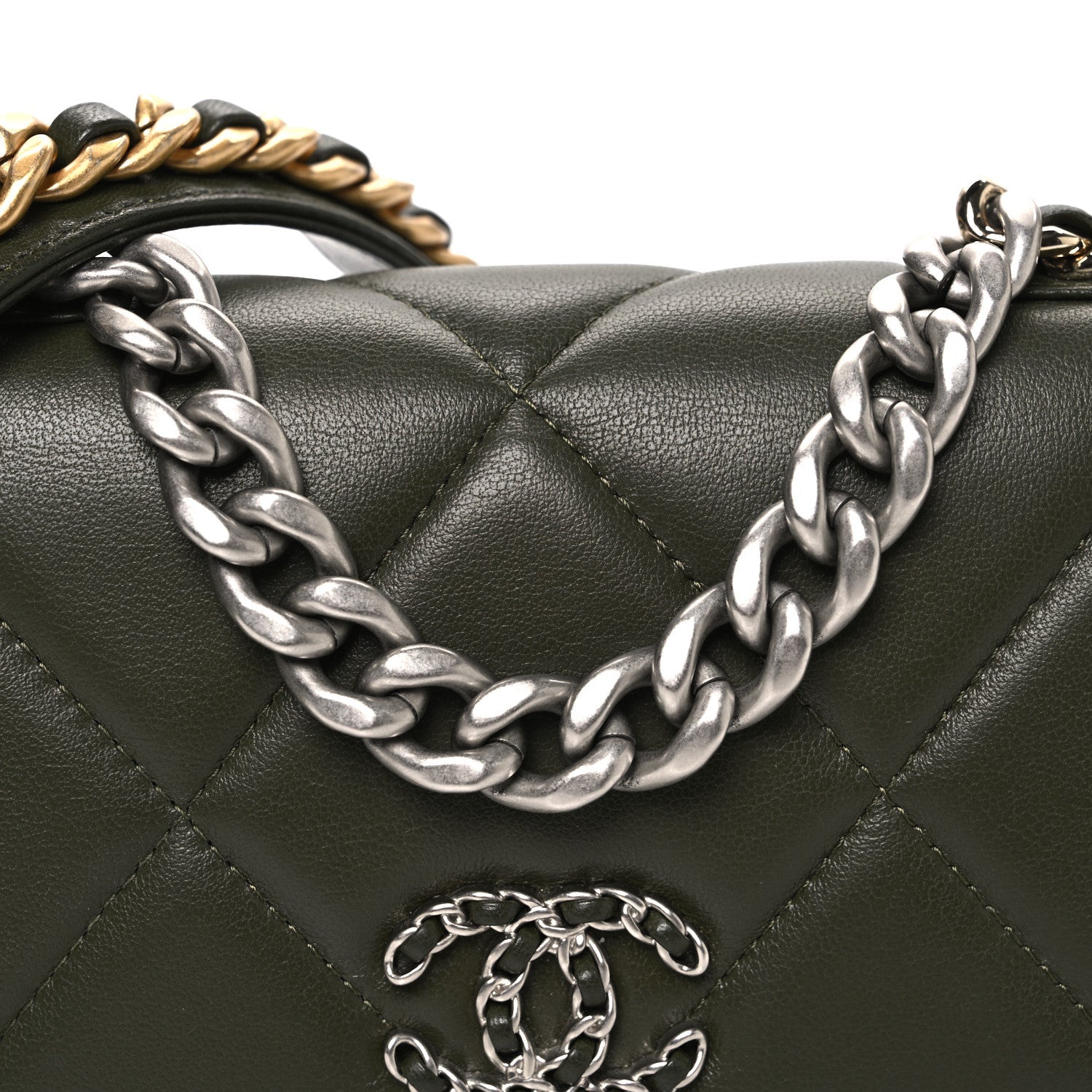 Lambskin Quilted CHNL 19 Wallet On Chain WOC Dark Green