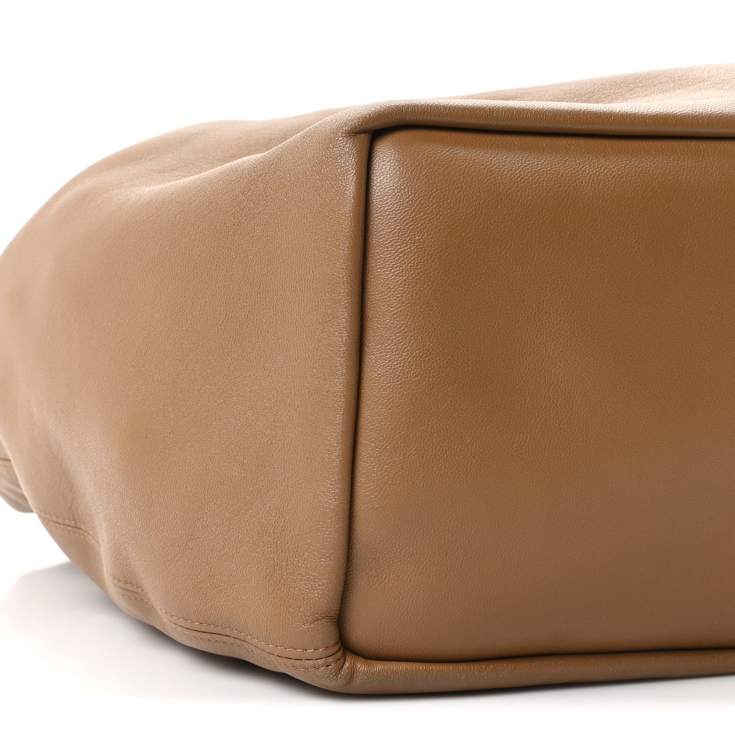Mellow Nappa Medium Squeeze Bag Oak