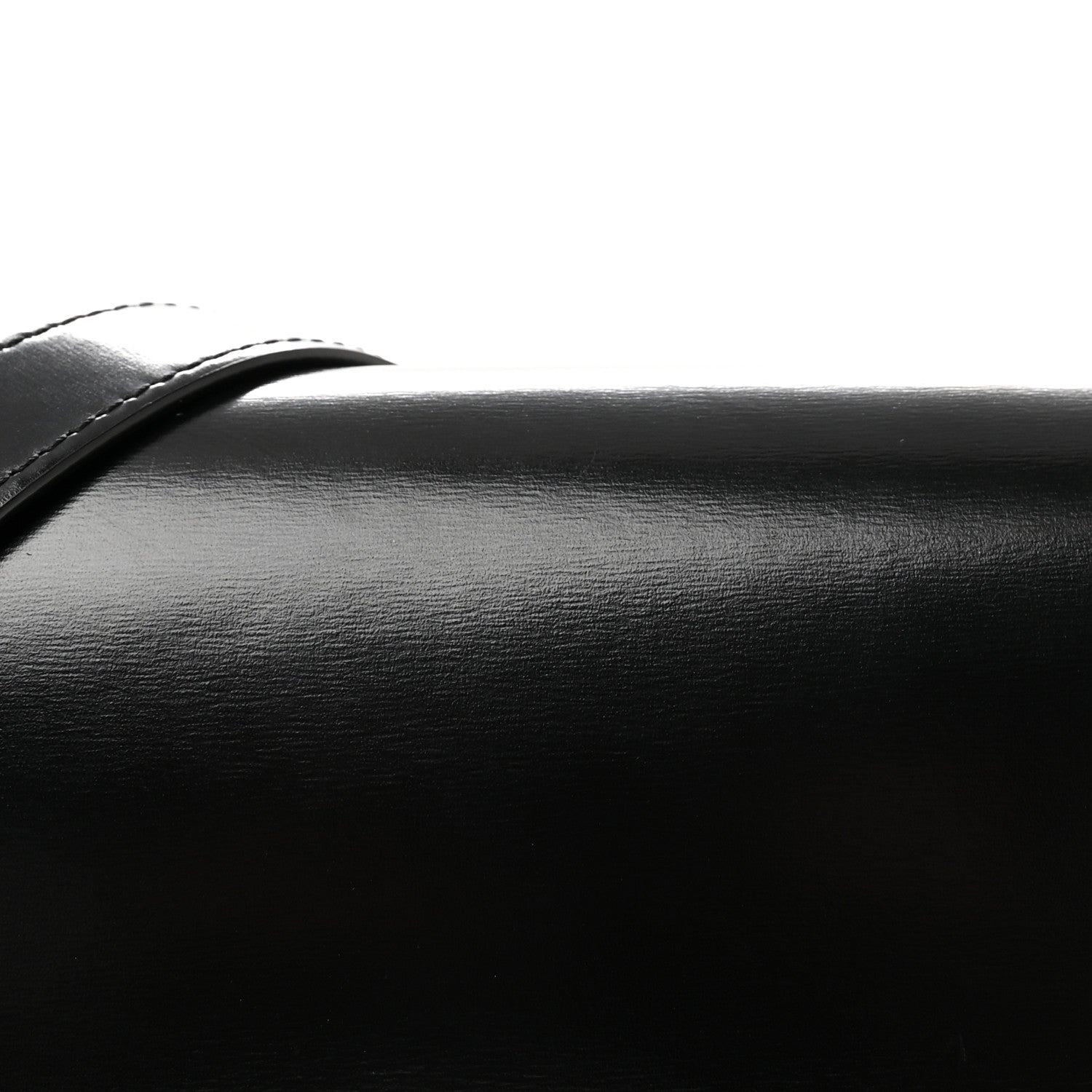 Shiny Calfskin Medium Triomphe Black