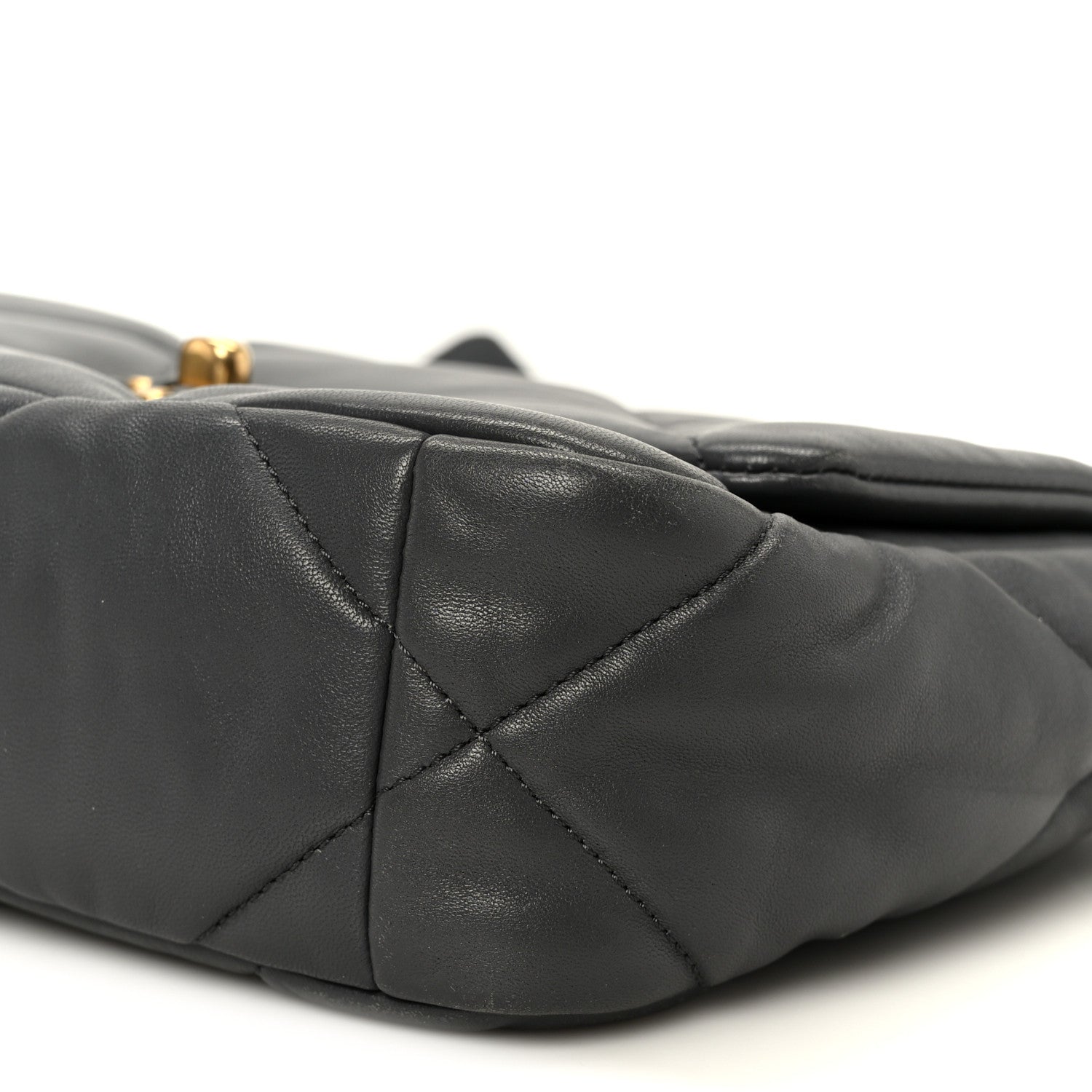 Lambskin Quilted Medium CHNL 19 Flap Dark Grey