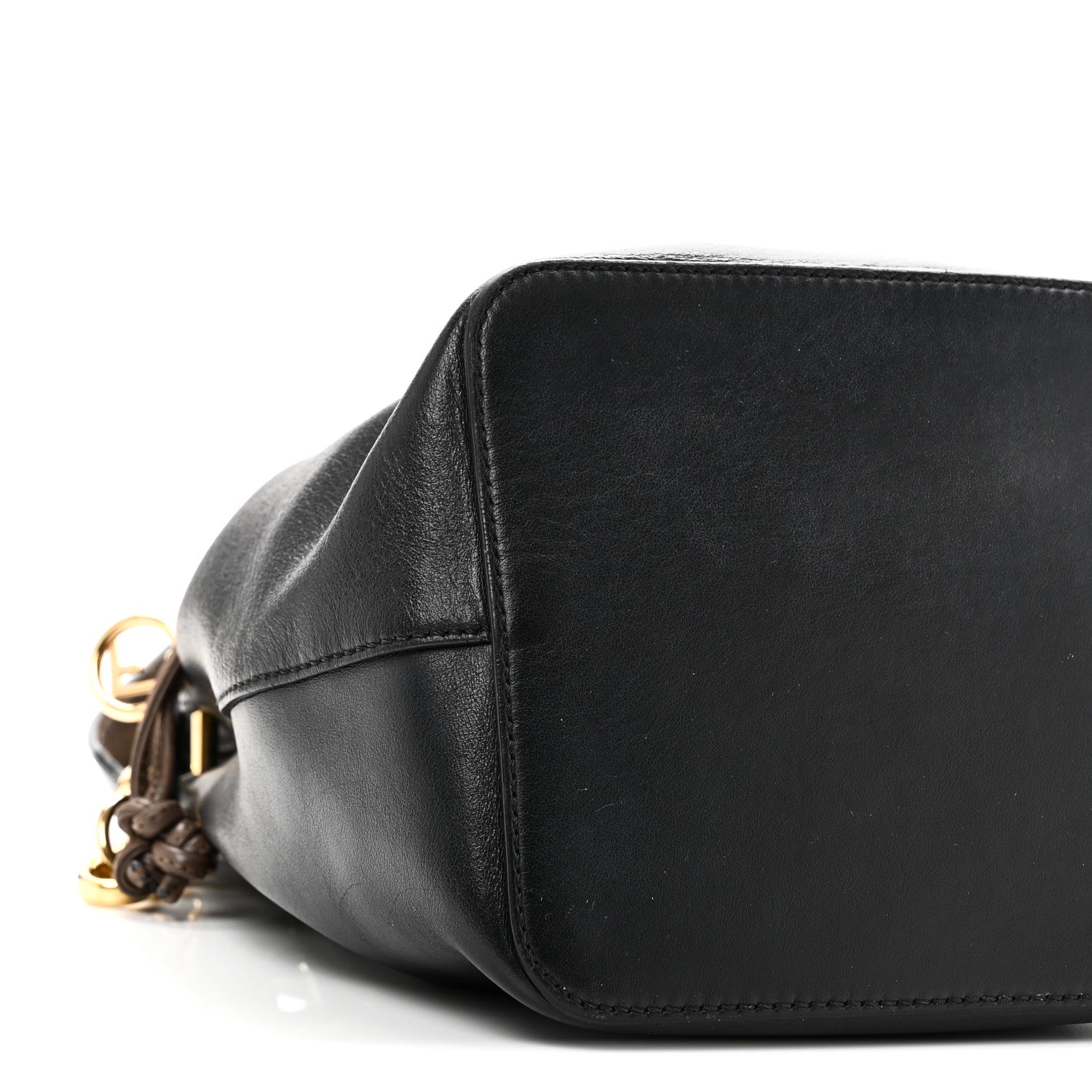 Vitello Century Matte F is FNDI Stamp Patch Bi-Color Grande Mon Tresor Bucket Bag Black Maya Fragola