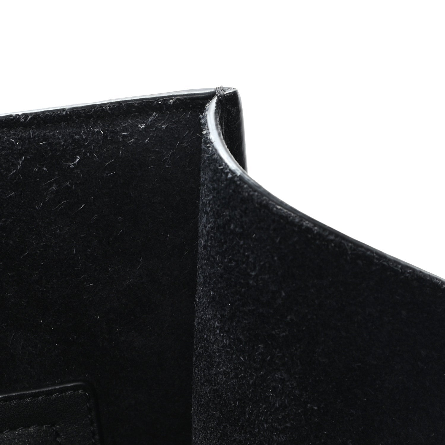 Supple Calfskin Medium Phantom Luggage Black