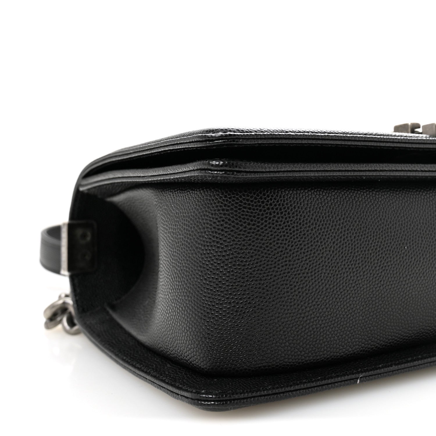 Caviar Quilted Medium Boy Flap Black