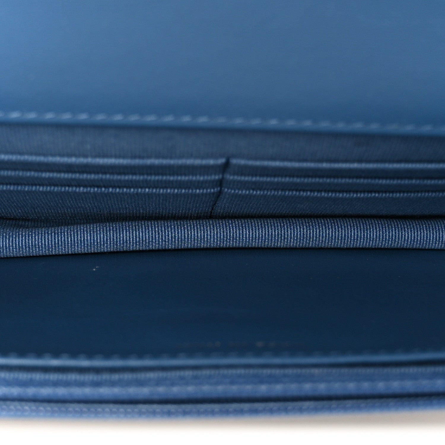 Denim Quilted CHNL 19 Wallet On Chain WOC Blue