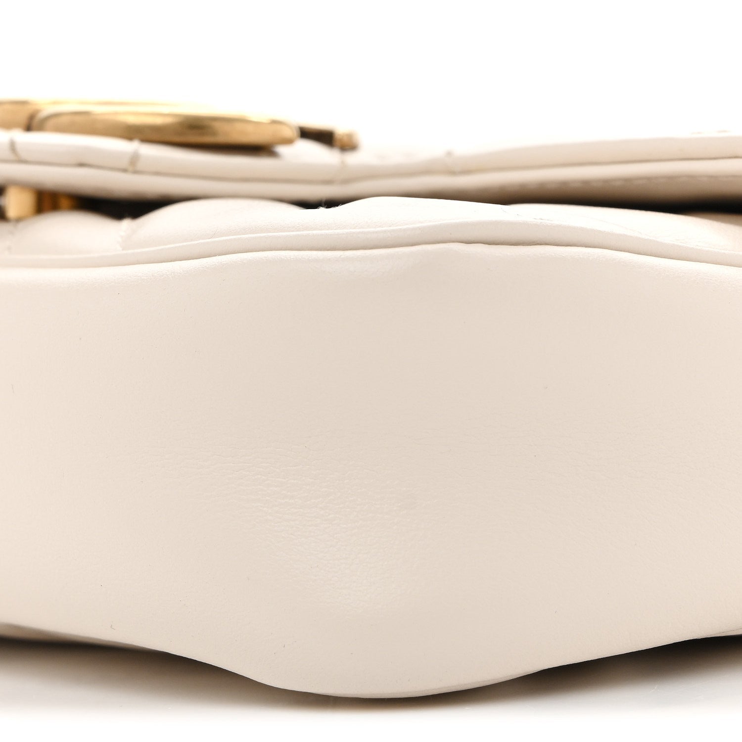 Calfskin Matelasse Super Mini GG Marmont Shoulder Bag White