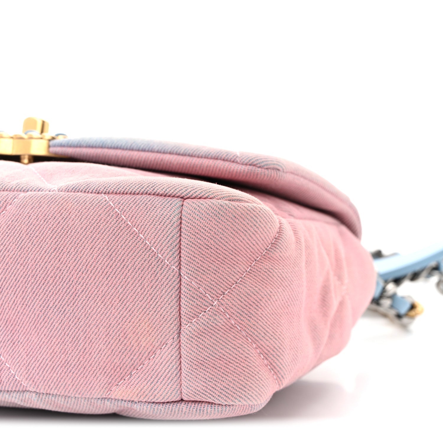 Denim Quilted Medium CHNL 19 Flap Blue Pink