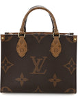 Reverse Monogram Giant Onthego PM