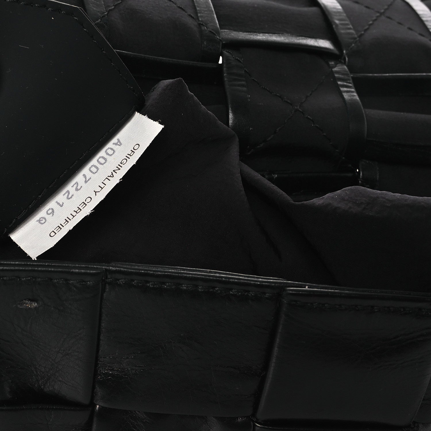 Paper Calfskin Maxi Intrecciato Small Cassette Crossbody Bag Black