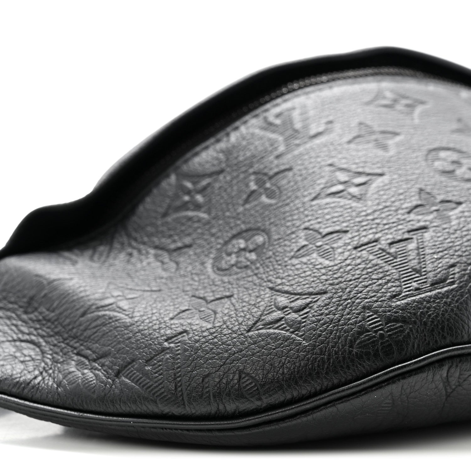 Calfskin Monogram Shadow Discovery Bumbag Black