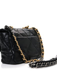 Lambskin Quilted Medium CHNL 19 Flap Black