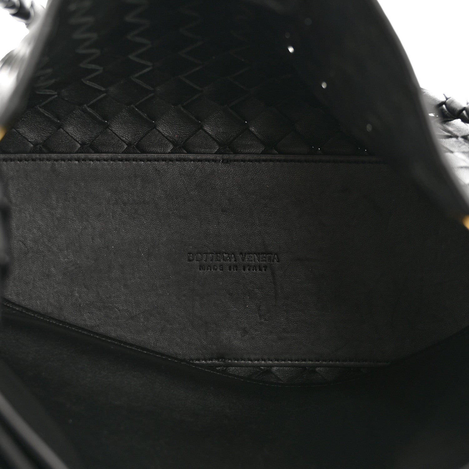 Nappa Intrecciato Medium Andiamo Shoulder Bag Black