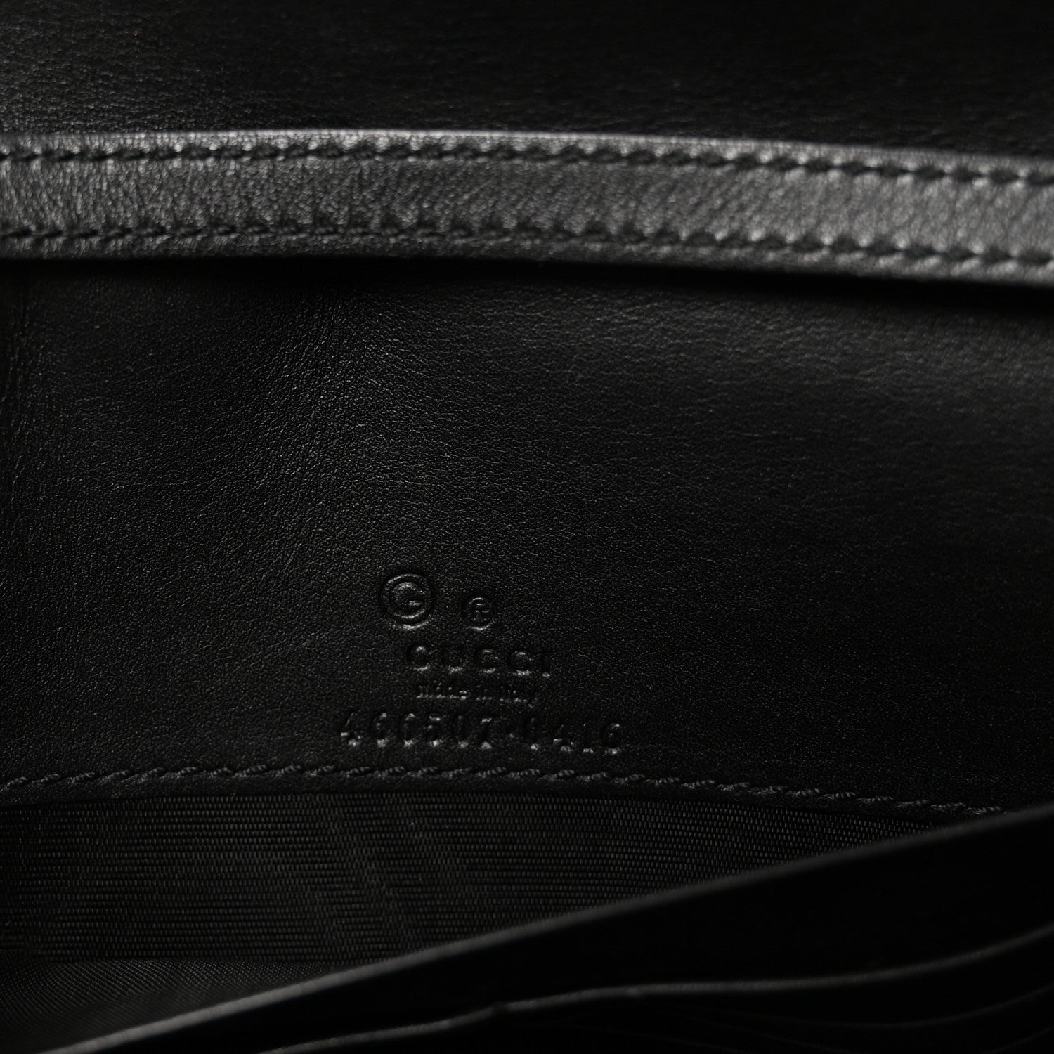 MicroGCCIssima Crossbody Wallet Black