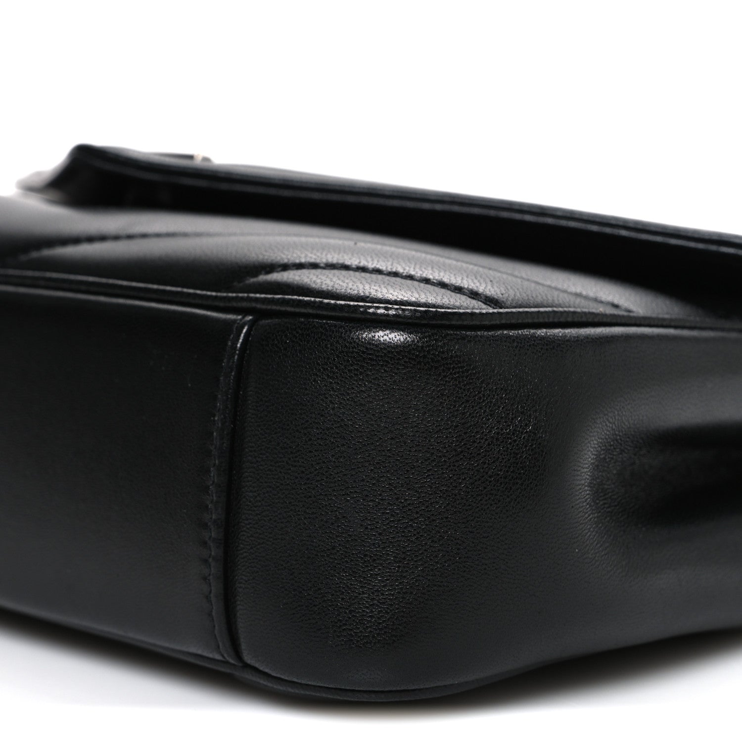 Lambskin Chevron Quilted Small LouLou Black