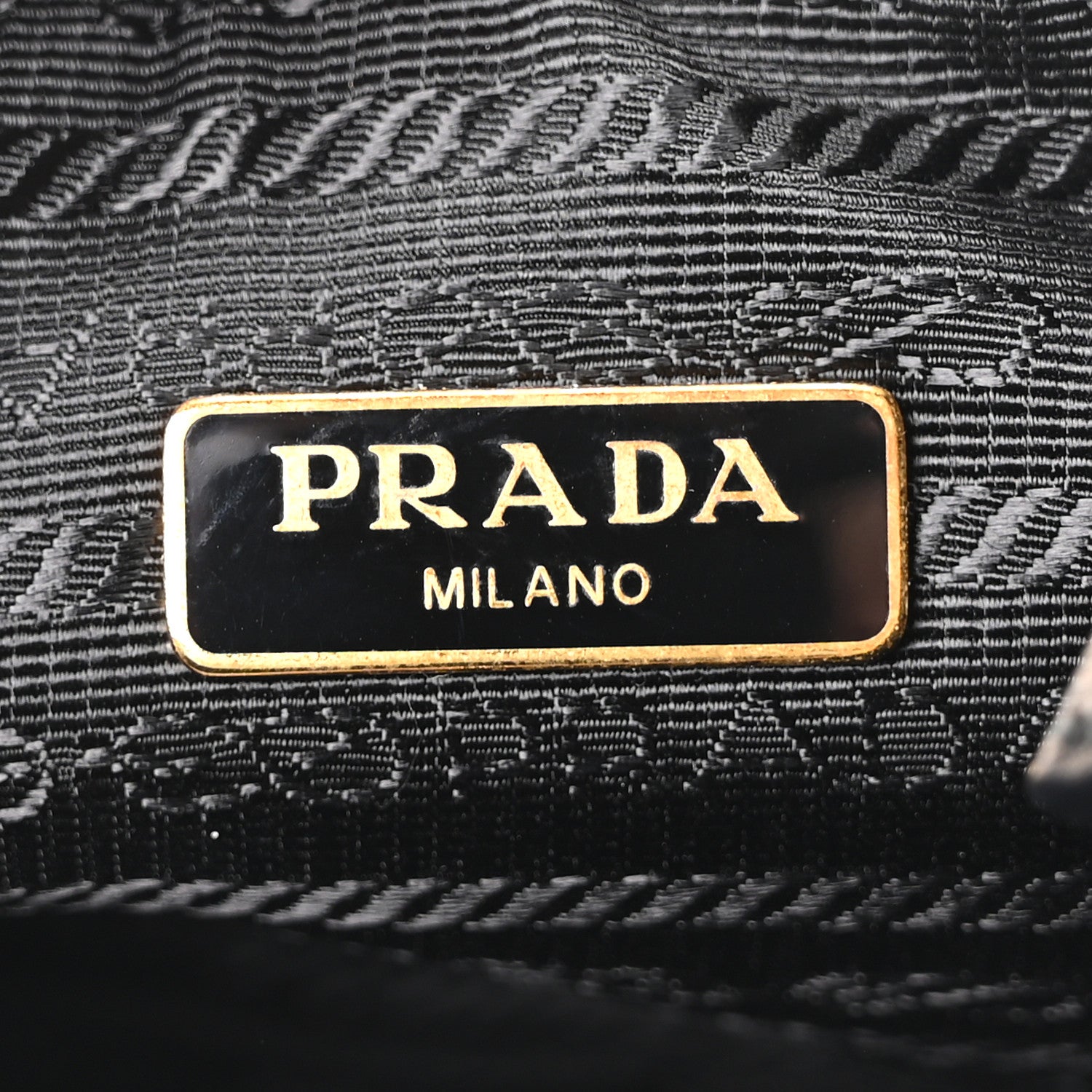 Velvet Nappa Mini Re-Edition Shoulder Bag Black